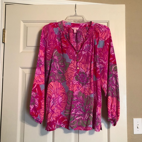 Lilly Pulitzer Elsa Silk top Worth It - Picture 1 of 5